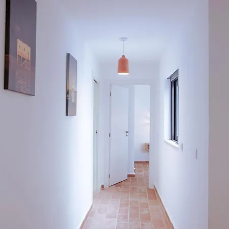 Apartman Mar-ria 4 *